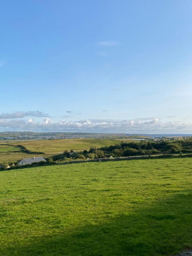 Hill Top View Apartment Lahinch Exterior foto